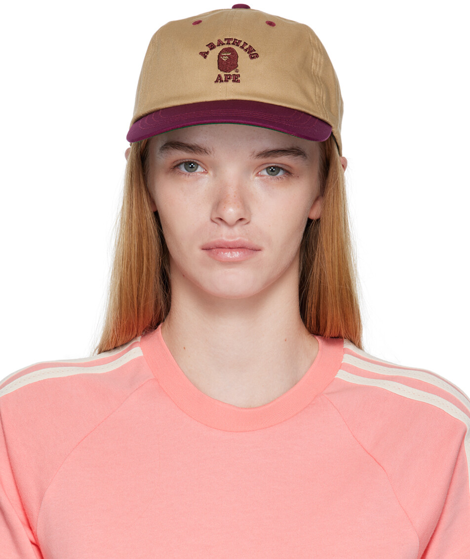 

Бежевая кепка-колледж со вставками BAPE