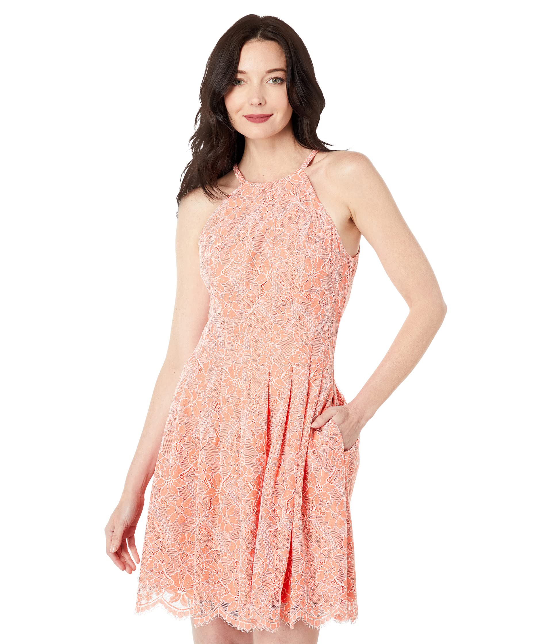 Платье Vince Camuto, Lace Halter Fit-and-Flare платье guess fit and flare белый