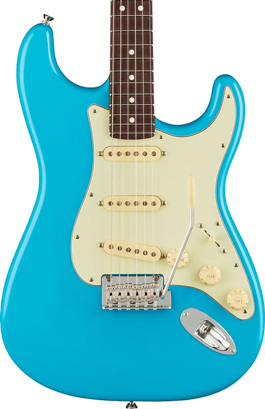 цена Fender American Professional II Stratocaster - синий Майами Fender Guitars