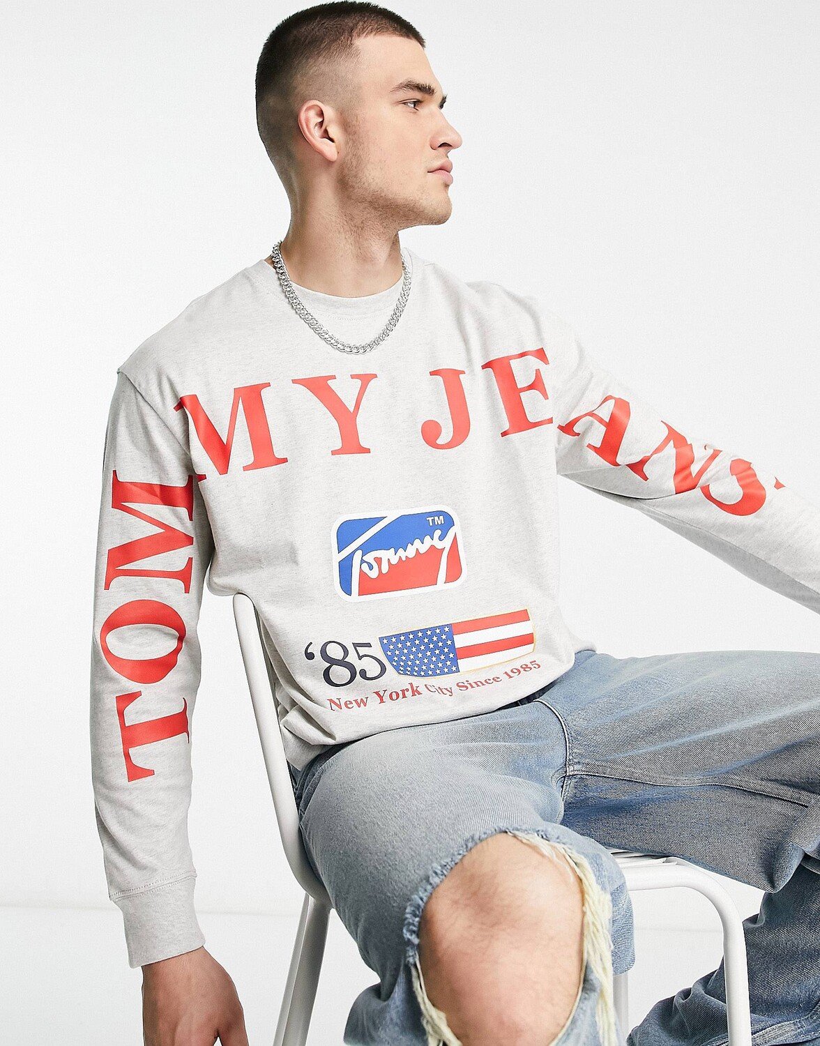 

Серый меланжевый топ с длинными рукавами и логотипом Tommy Jeans