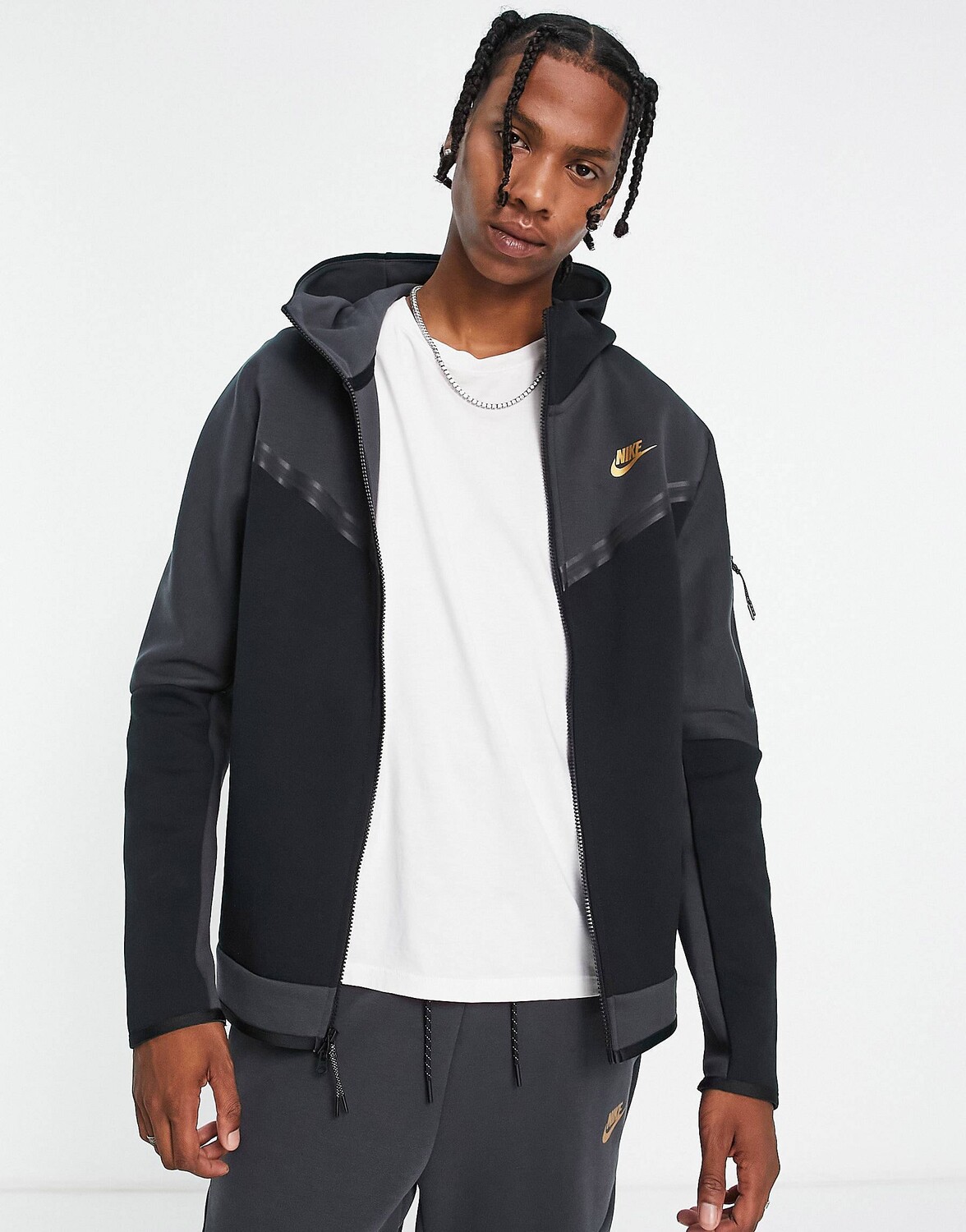 

Черная/серая флисовая сумка Nike Repeat Pack на молнии 1/4, Серый