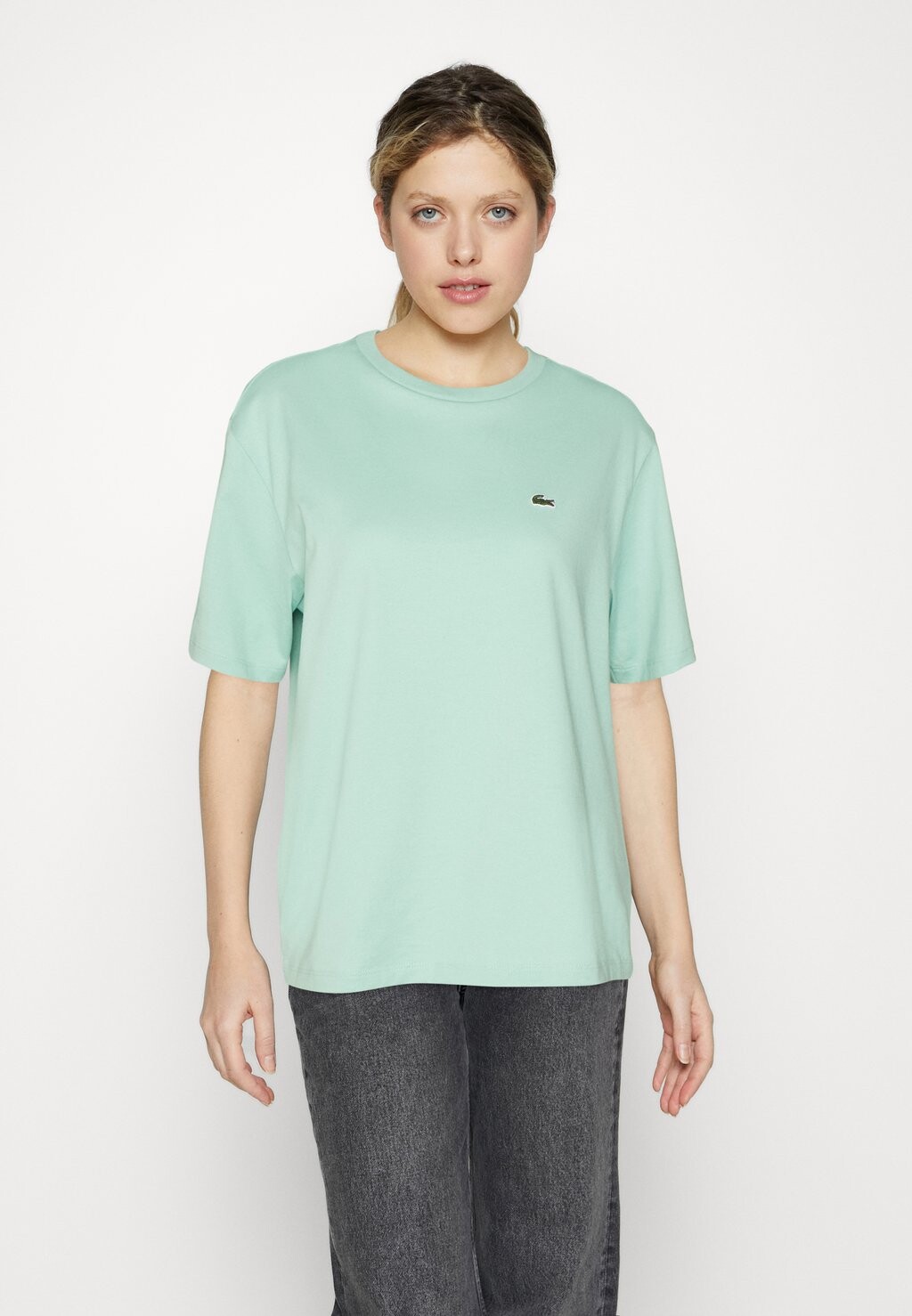 

Базовая футболка Lacoste