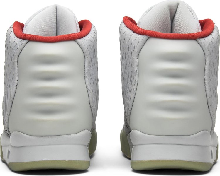 Air yeezy hot sale 2 nrg