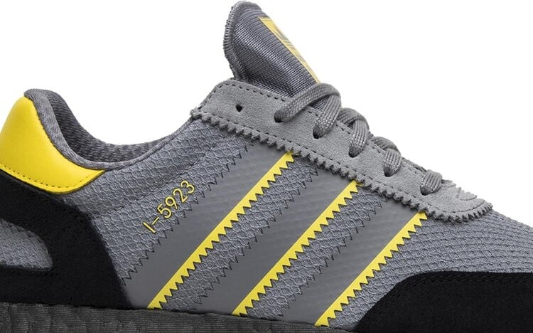 Adidas size x i 5923 Manchester Showers