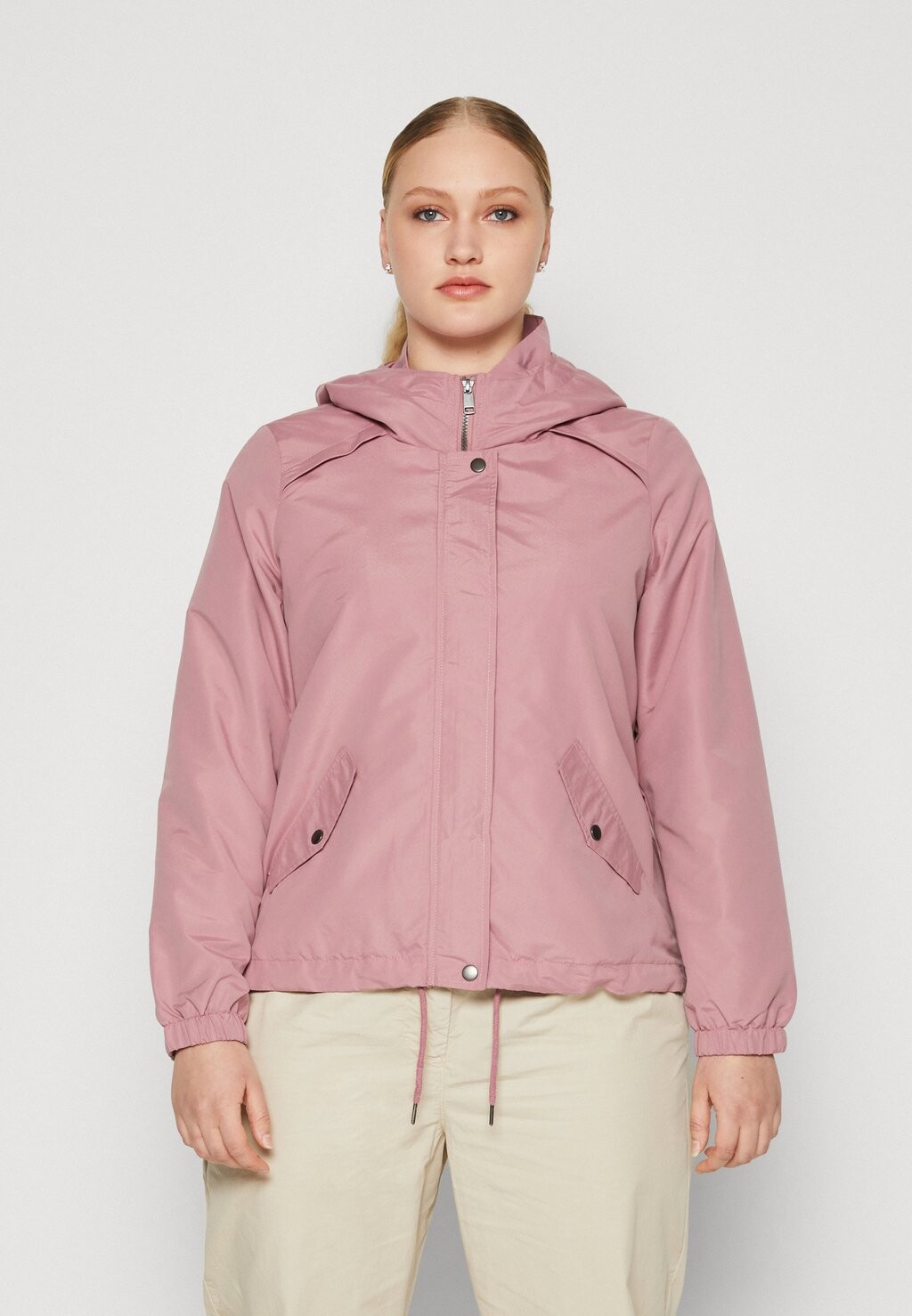 

Куртка летняя Vero Moda