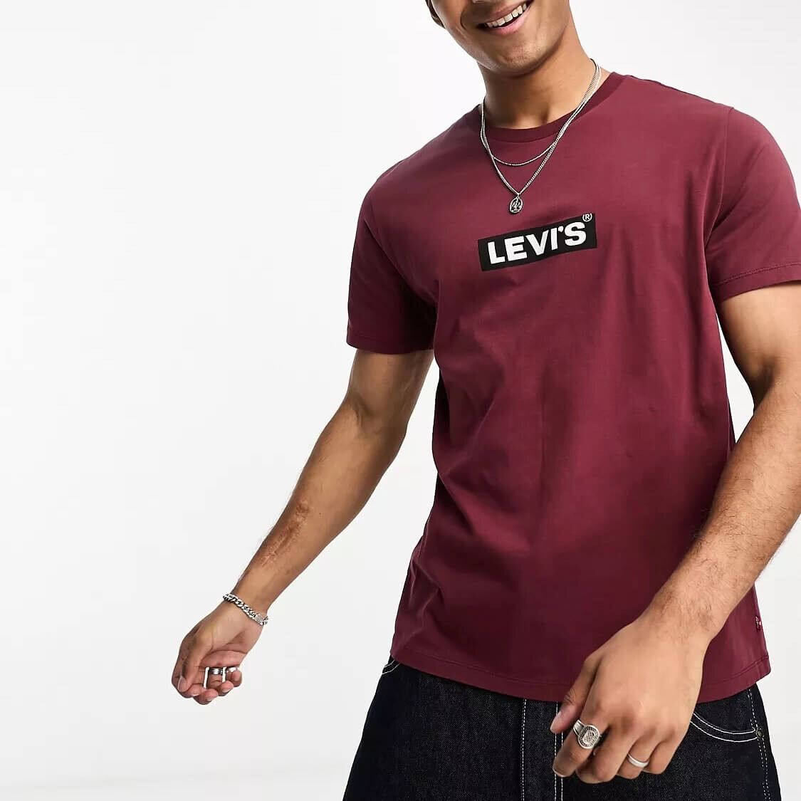 

Футболка Levi's x Asos Exclusive With Sport Logo, бургунди
