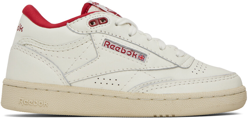 

Белые кроссовки Club C Vintage II Reebok Classics