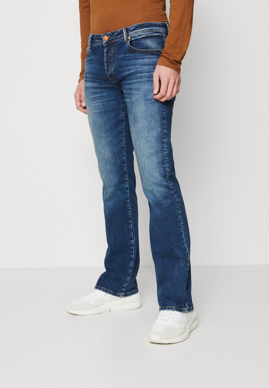 

Джинсы Bootcut LTB