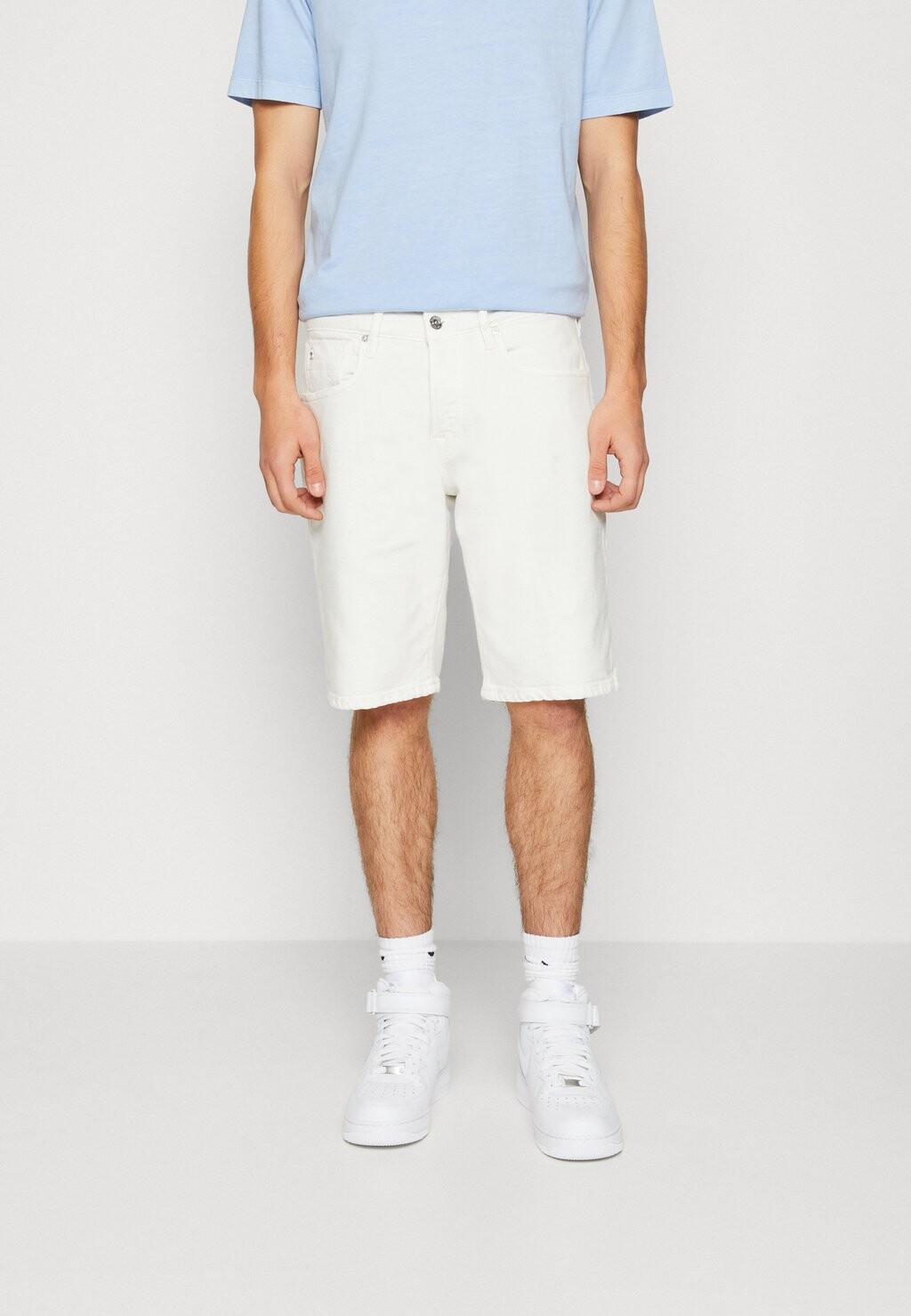 

Джинсовые шорты Scotch & Soda