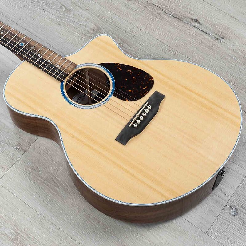 

Акустическая электрогитара Martin Guitars SC-13E, верхняя дека из ситкинской ели, цвет натуральный