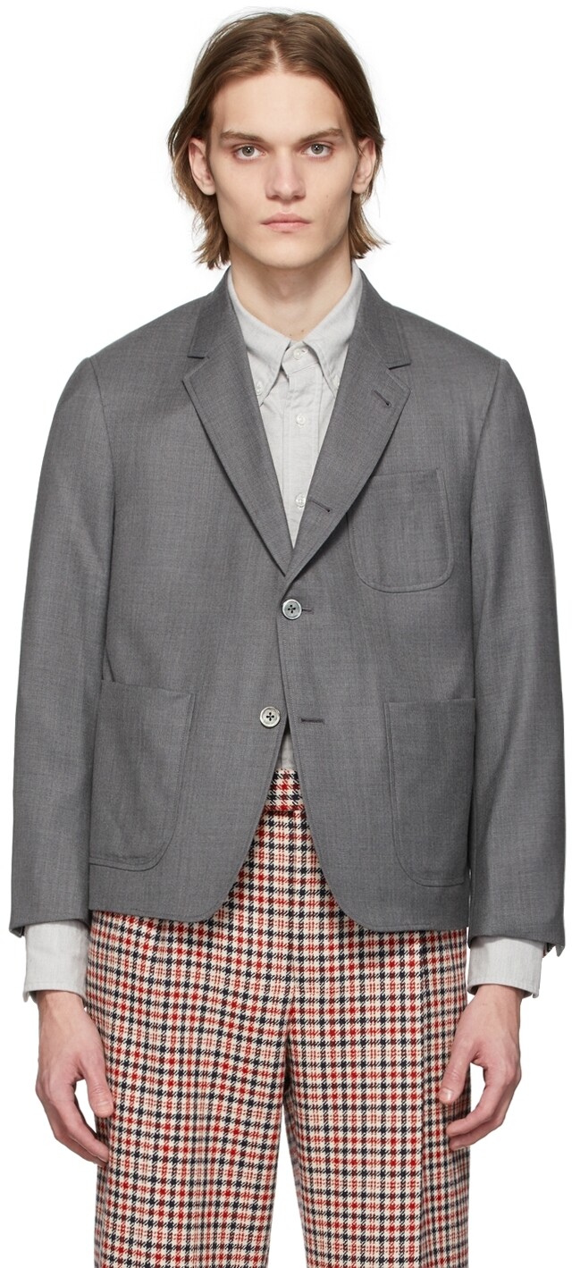 

Серый спортивный пиджак с укороченной сумкой Thom Browne