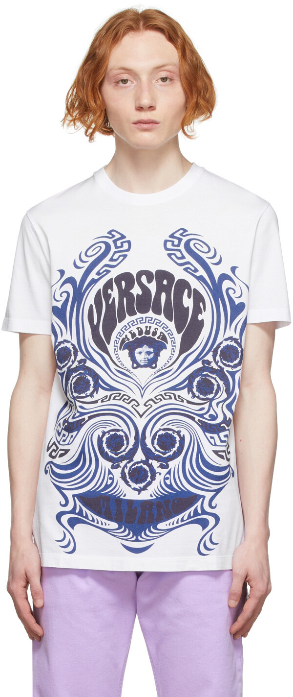 

Белая музыкальная футболка с Медузой Versace