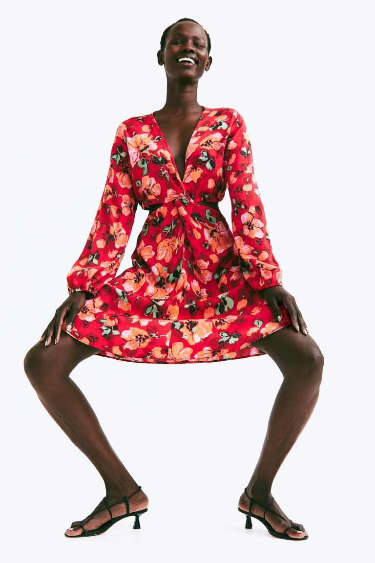 Платье с декоративным узлом и вырезом H&M, красный/цветочный
