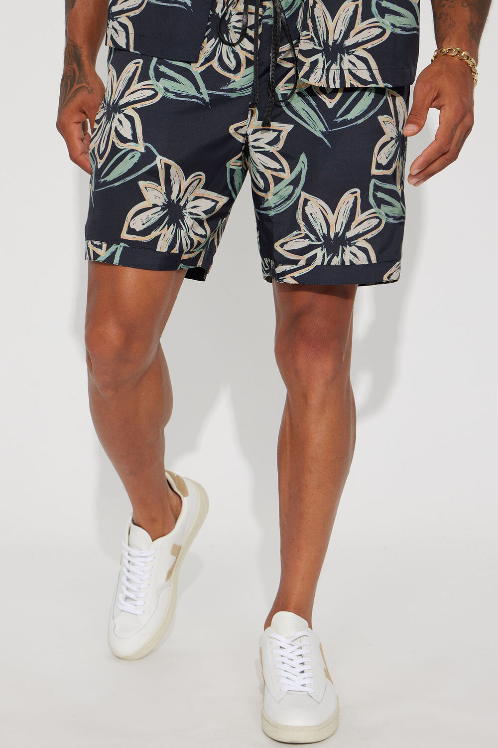 

Шорты Fashion Nova ZDF01T320022, черный