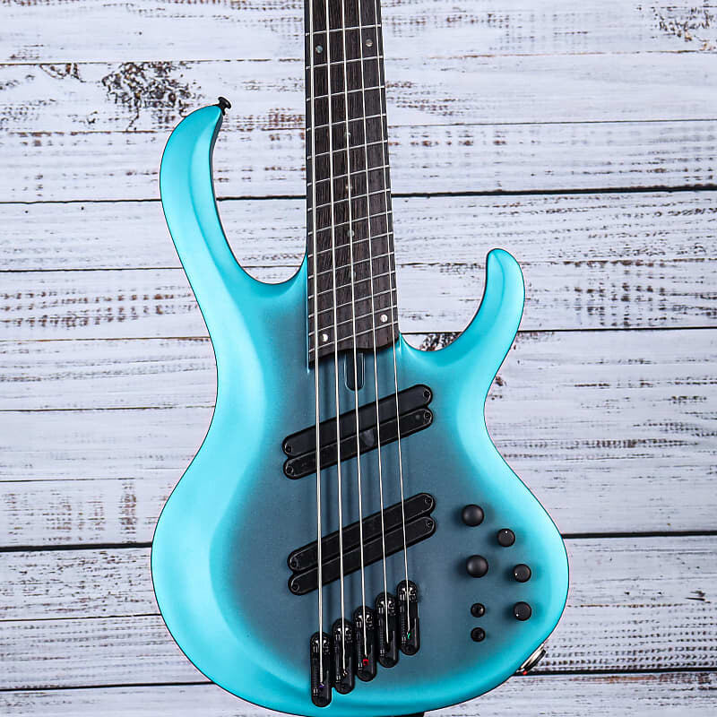 

5-струнная бас-гитара Ibanez серии BTB | Cerulean Aura Burst Matte | БТБ605МС BTB605MS