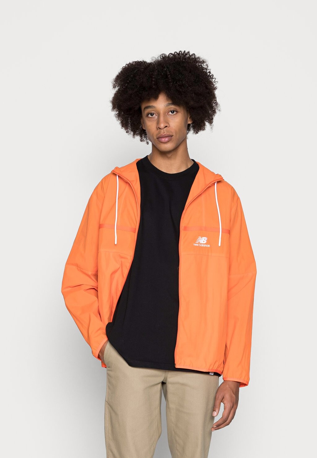 

Куртка New Balance ATHLEtics AMPLIFIED, цвет poppy