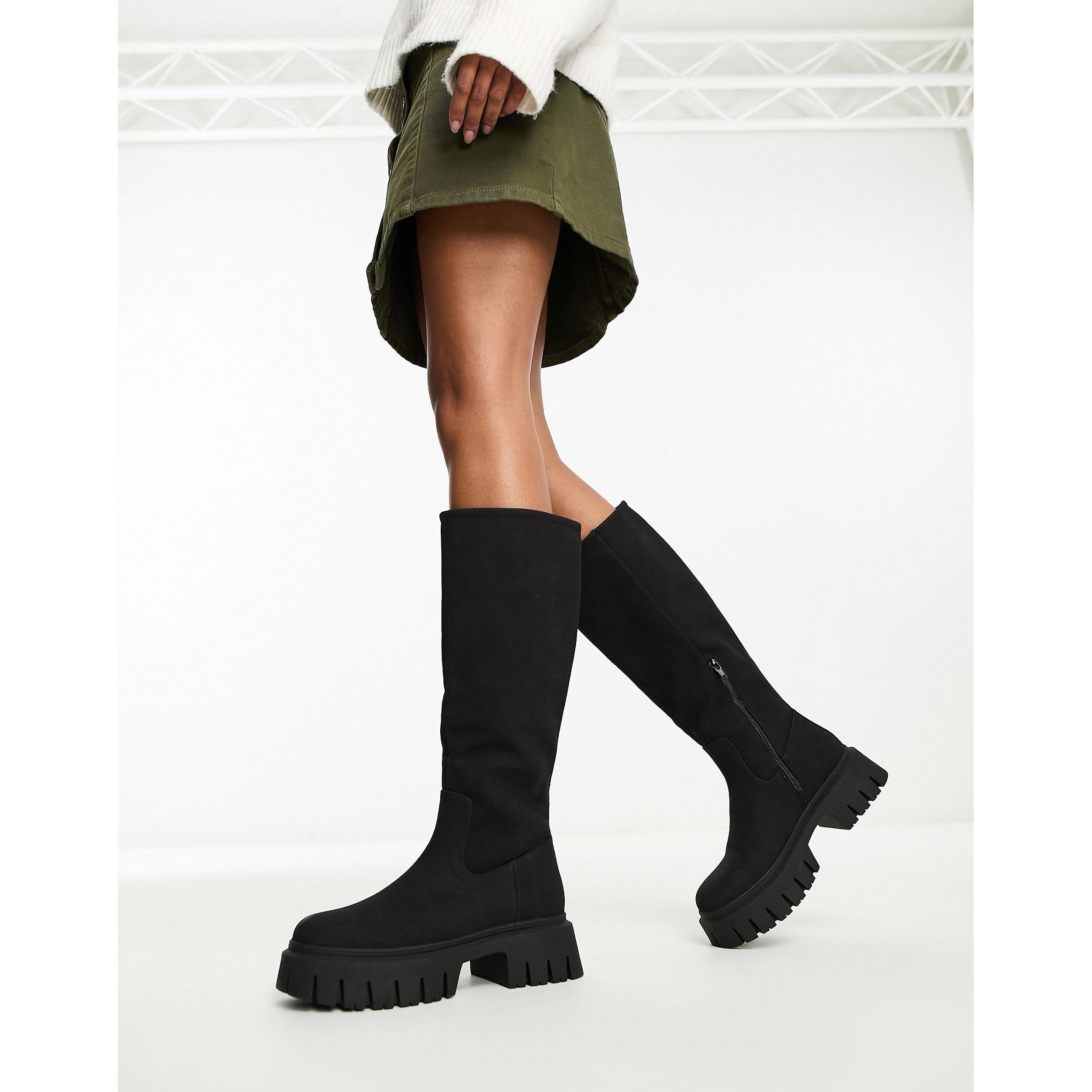 Сапоги Asos Design Carter Chunky Flat Knee, матовый/черный бежевые туфли на плоской подошве широкого кроя asos
