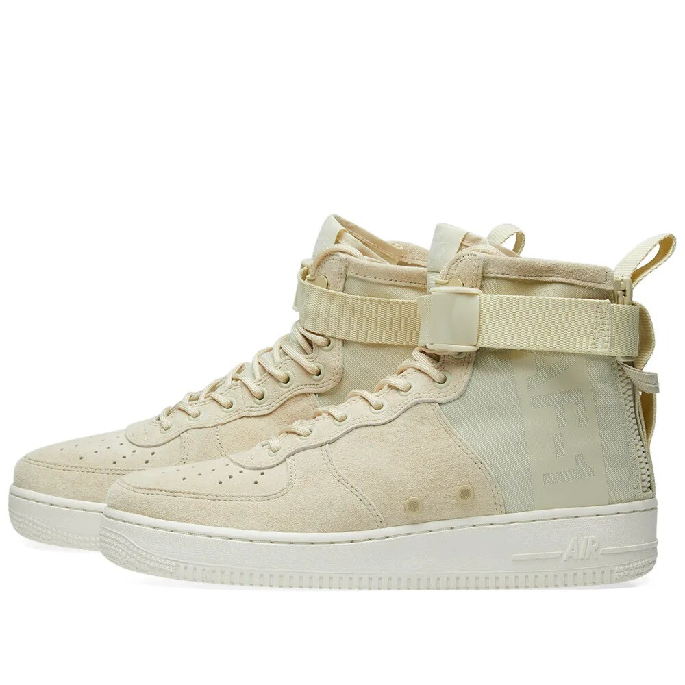 

Кроссовки Nike SF Air Force 1 Mid W, светло-бежевый