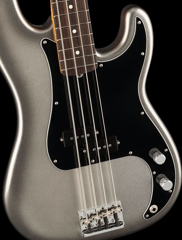 

Fender AMERICAN PROFESSIONAL II PRECISION BASS
