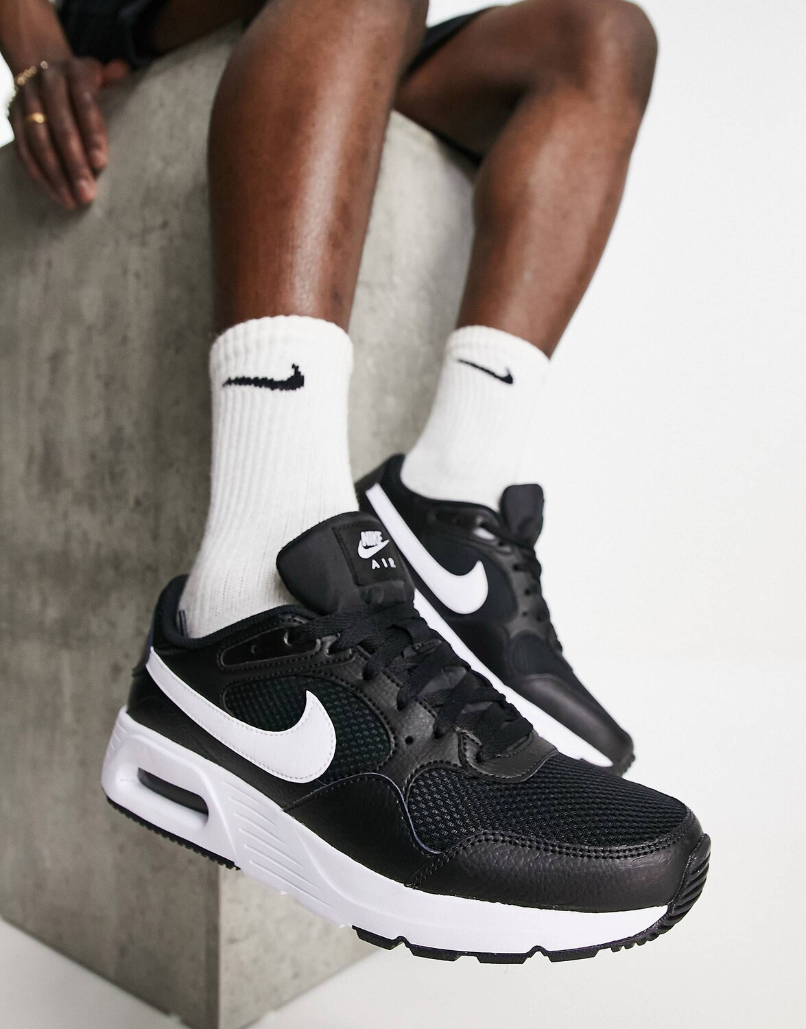

Черные/белые кроссовки Nike Air Max SC, Черный