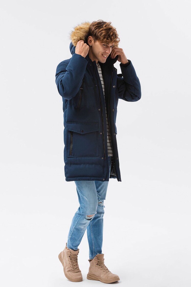 цена Зимняя куртка с капюшоном и съемным эко-пухом Ombre, синий