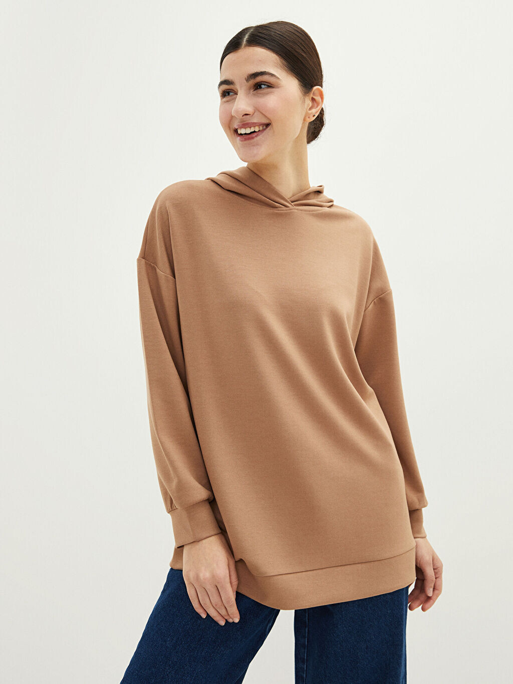 

Прямая женская туника с длинным рукавом и воротником с капюшоном LCW Modest