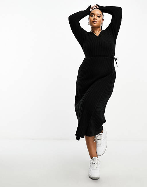 

Черное трикотажное платье миди с запахом спереди ASOS DESIGN Curve