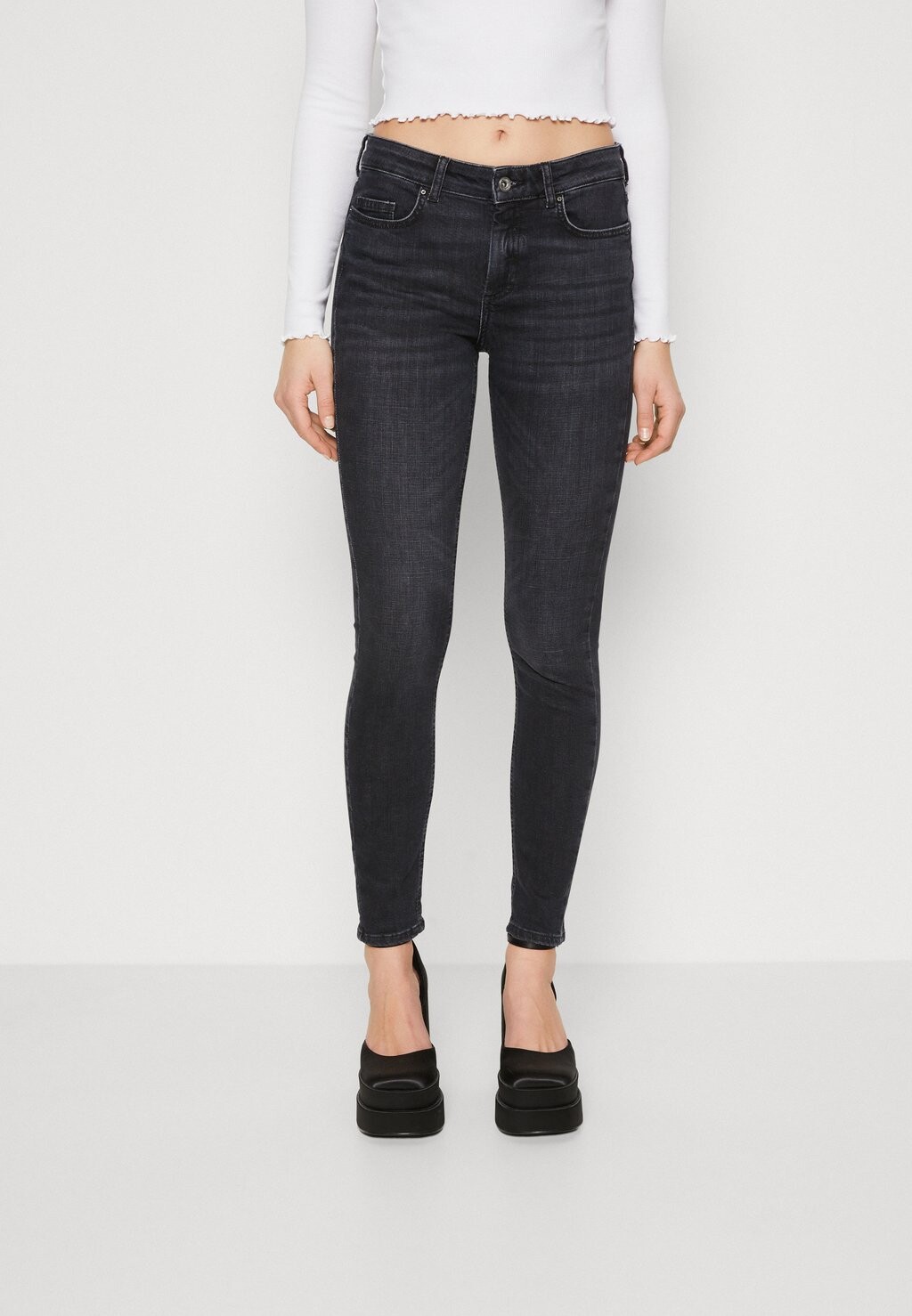

Джинсы Skinny Fit ONLY Onlblush Mid, выстиранный черный