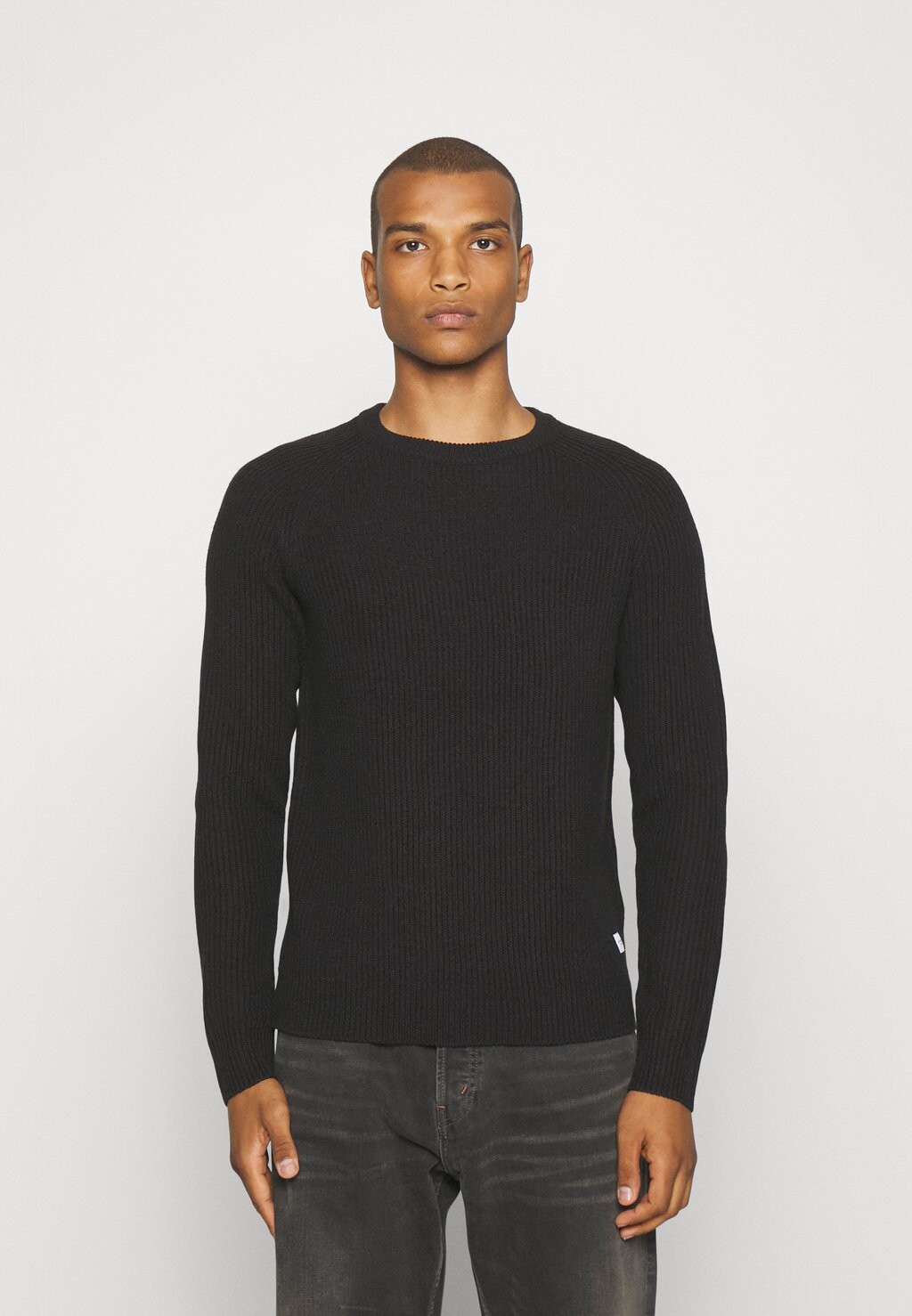 

Свитер JJPANNEL Jack & Jones, черный
