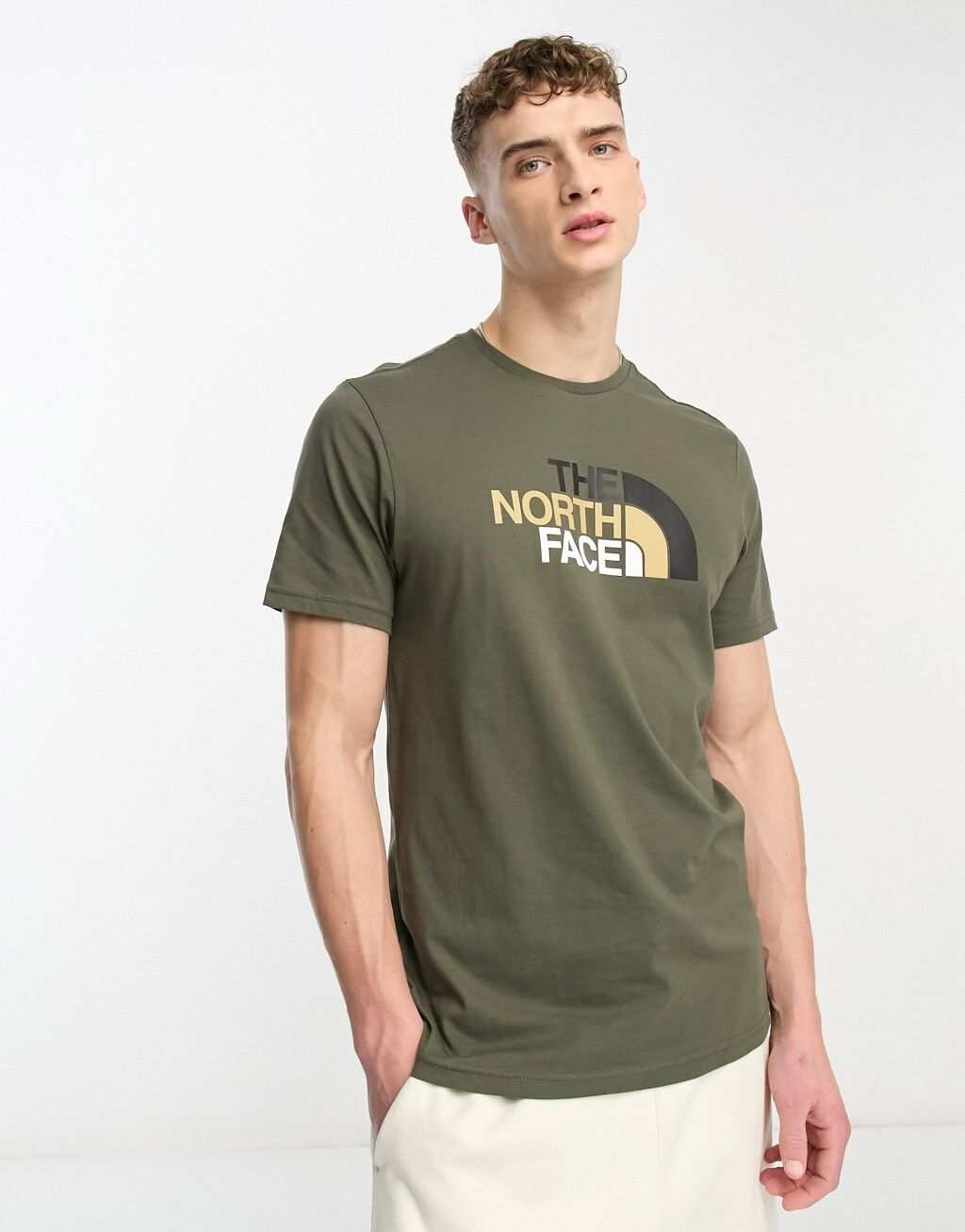 

Темно-синяя футболка с логотипом на груди The North Face Easy