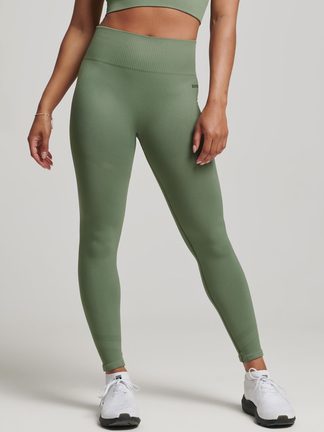 

Бесшовные колготки Superdry Core 7/8, лавровый хаки