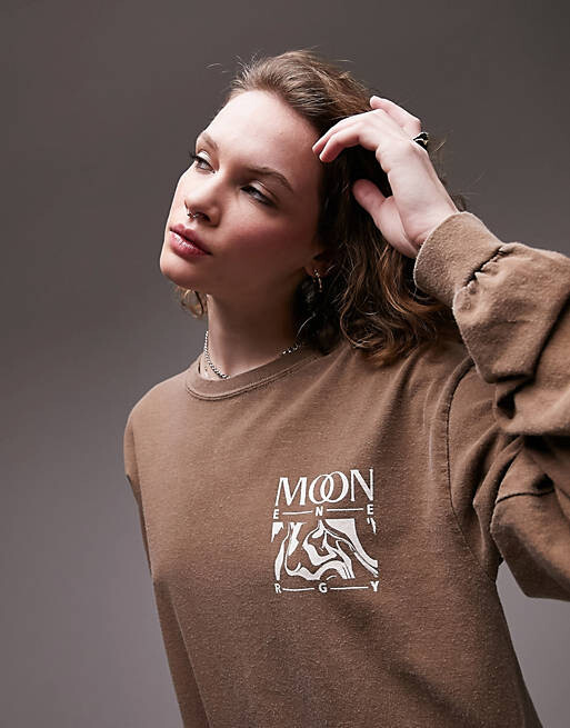 

Коричневая футболка с длинными рукавами и принтом Topshop