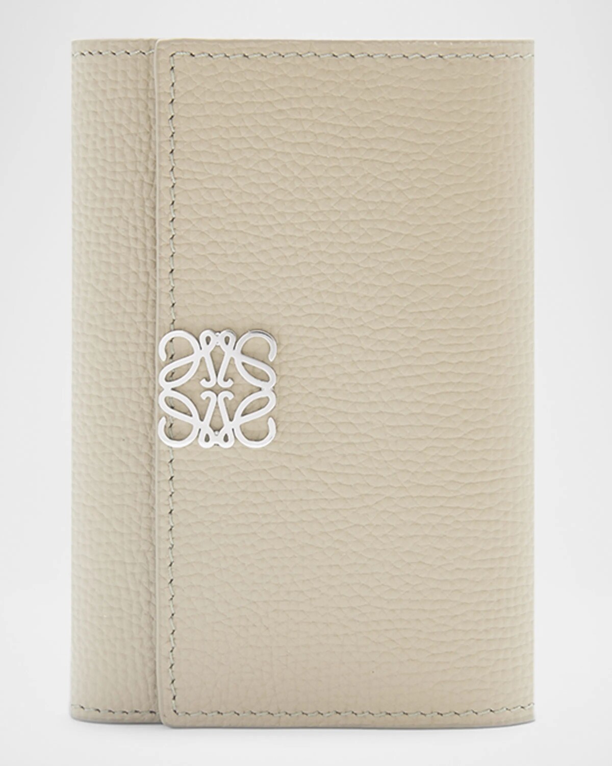 

Маленький кожаный кошелек Anagram Loewe, цвет Light Ghost