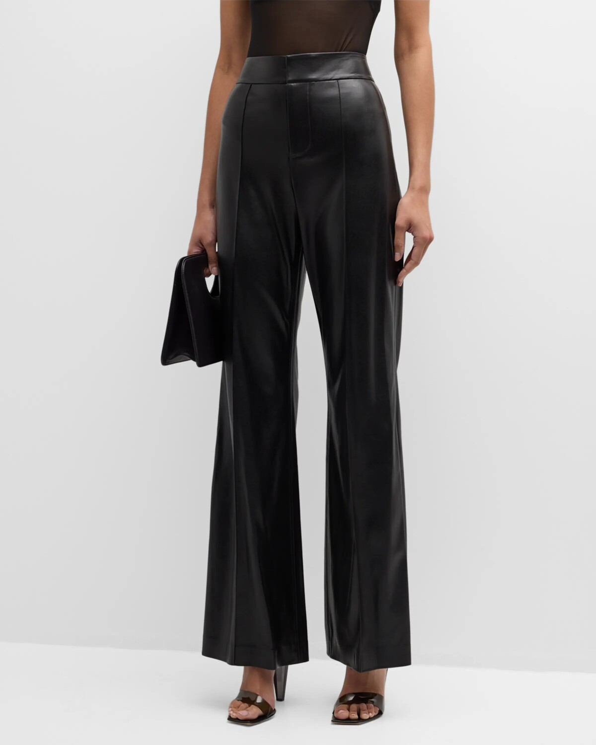 

Брюки Dylan из искусственной кожи с высокой талией Alice + Olivia, черный
