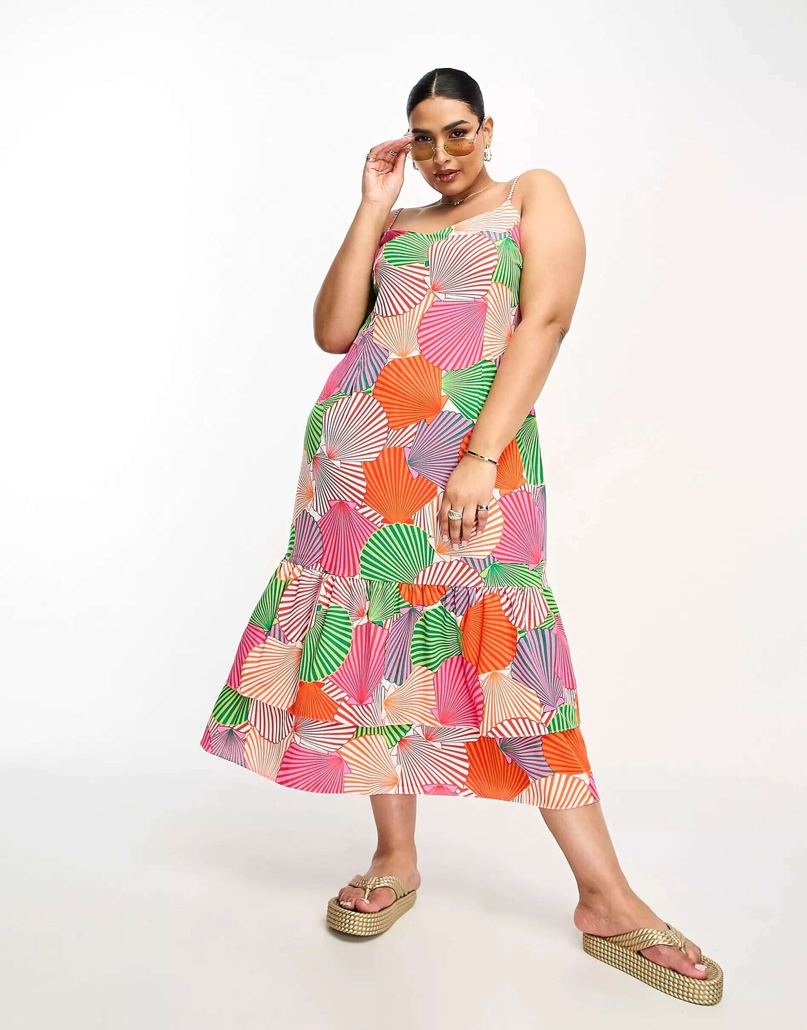 

Never Fully Dressed Летнее платье миди Curve с ремешками и бретелями Never Fully Dressed Plus