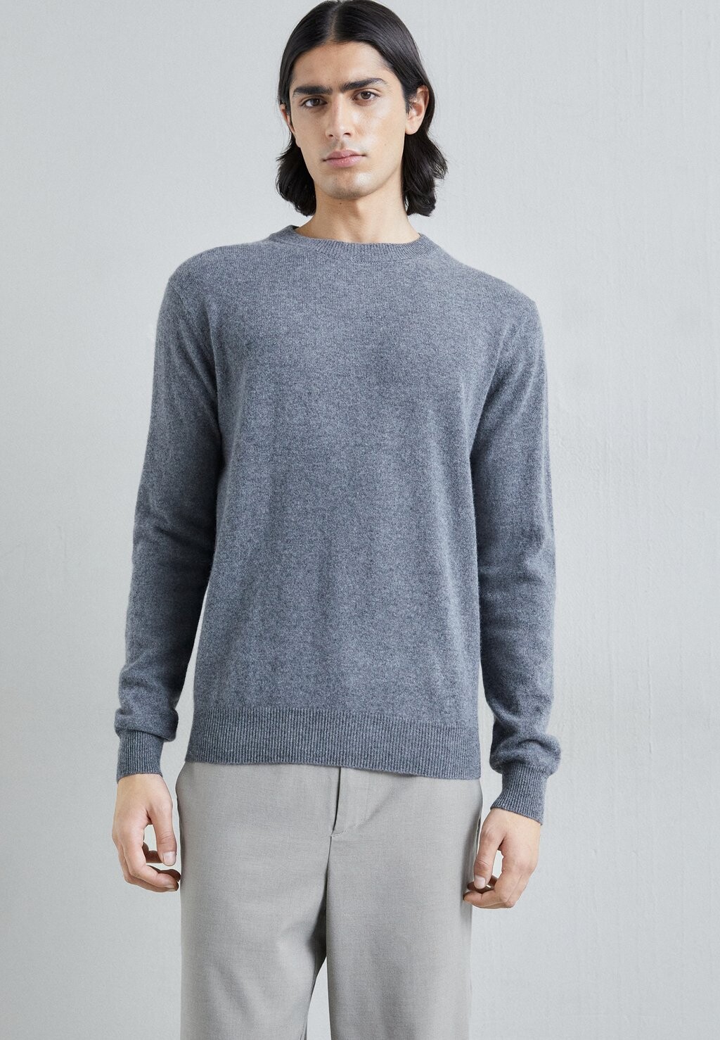 Свитер Cashmere Plain Crew Neck KNITID, цвет worsted