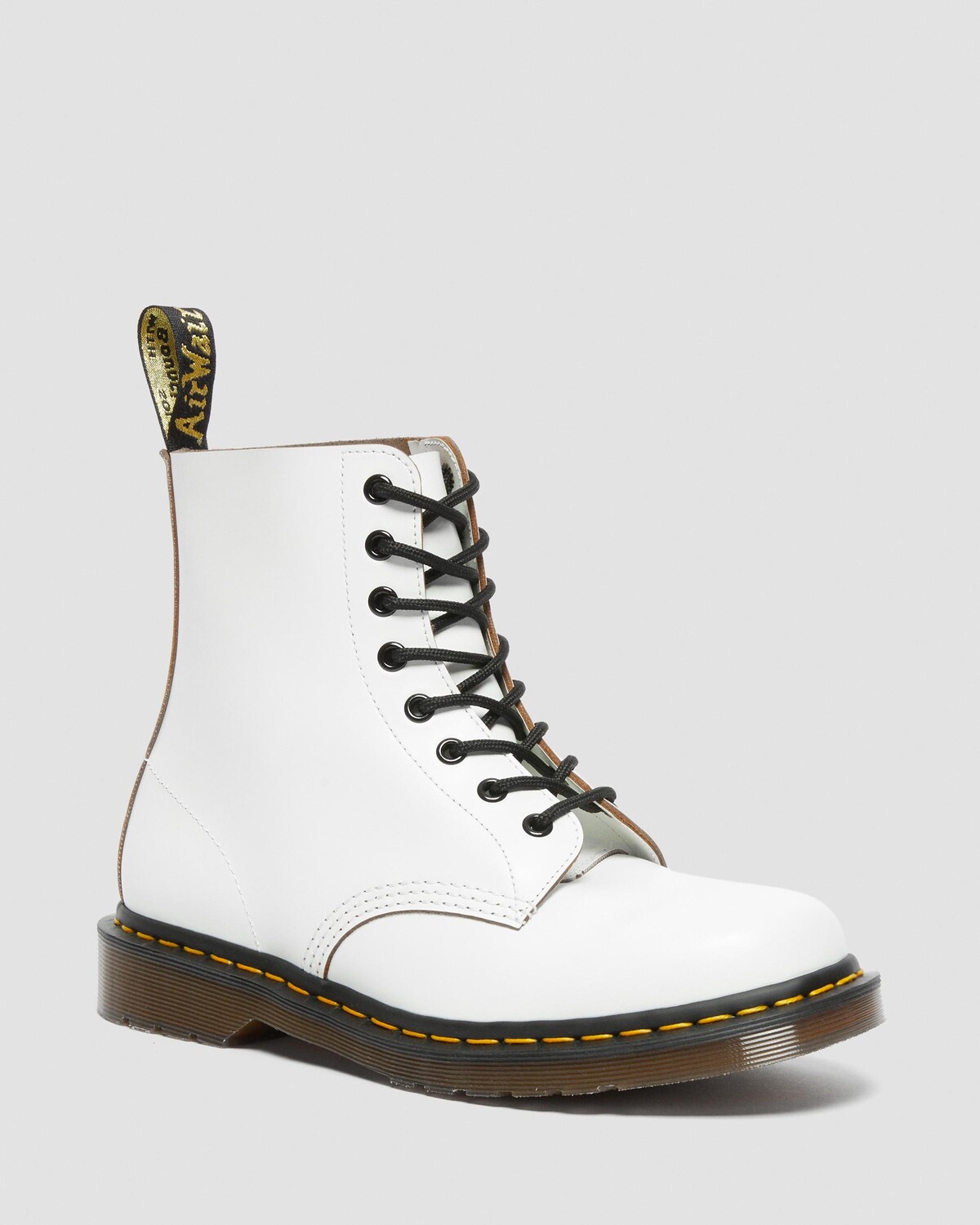 Винтажные ботинки 1460 Made in England на шнуровке Dr. Martens