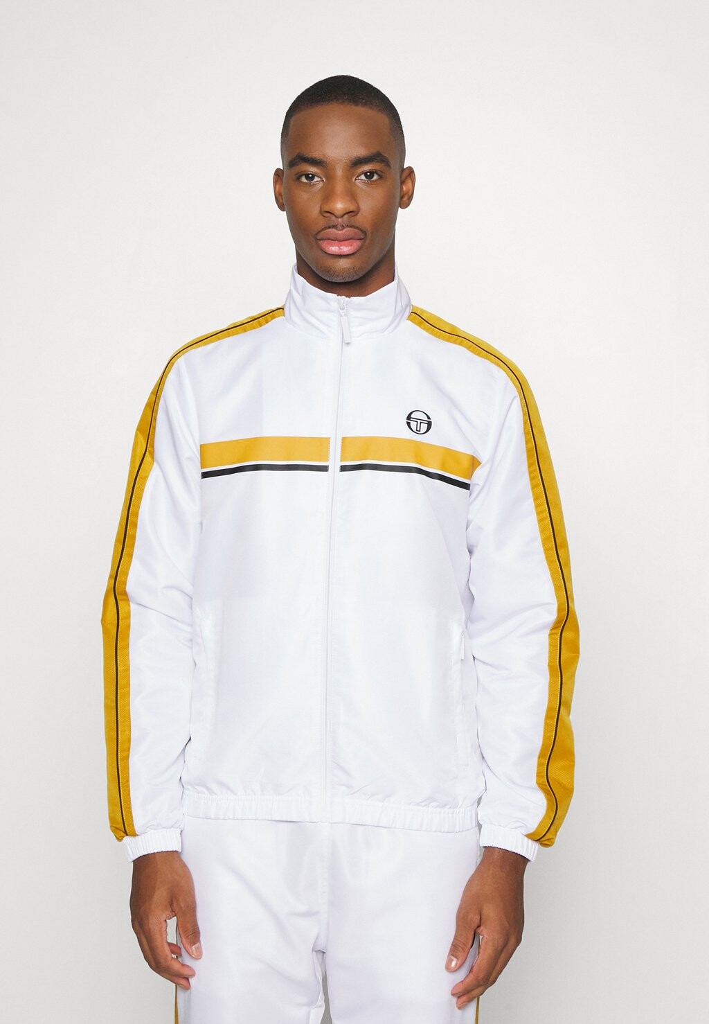 

Спортивная куртка Sergio Tacchini