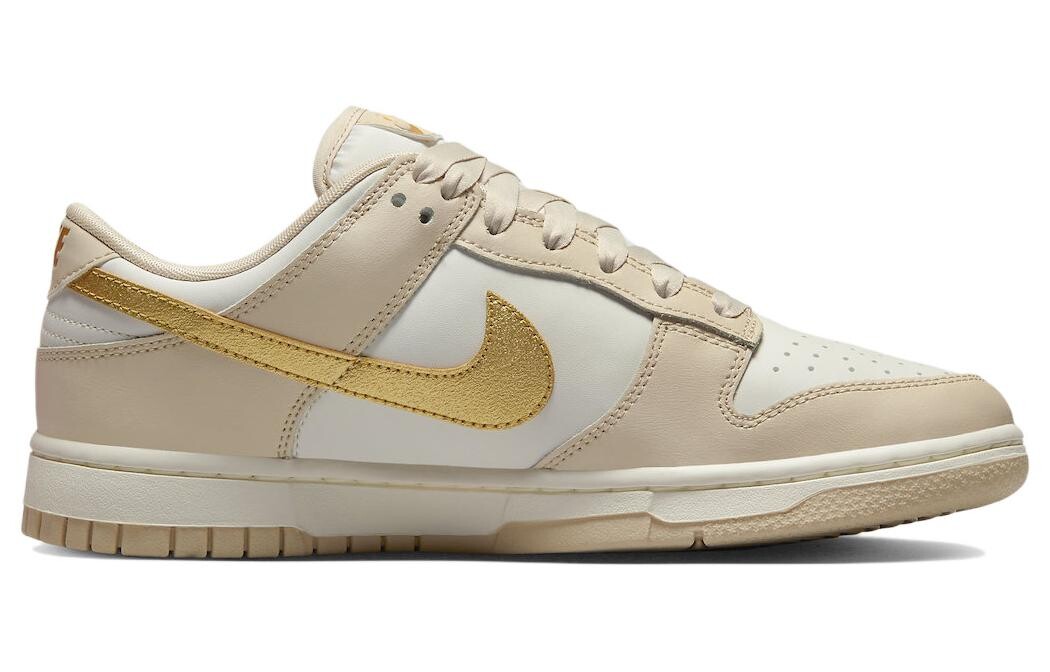 

Кроссовки Nike Dunk Low Skate женские, бежевый