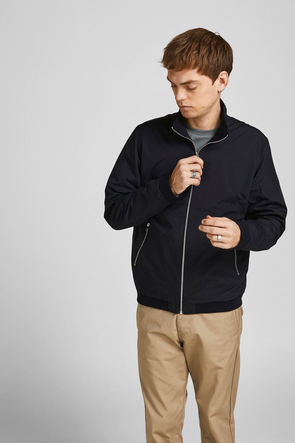 

Бомбер Харрингтон JACK & JONES, черный