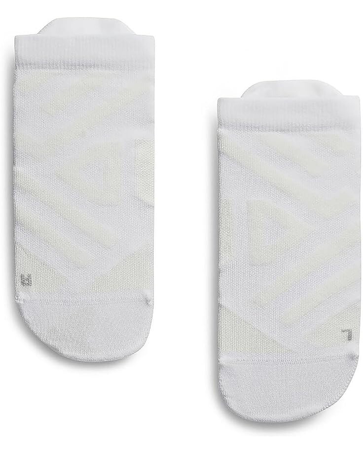 

Носки On Performance Low Socks, цвет White/Ivory