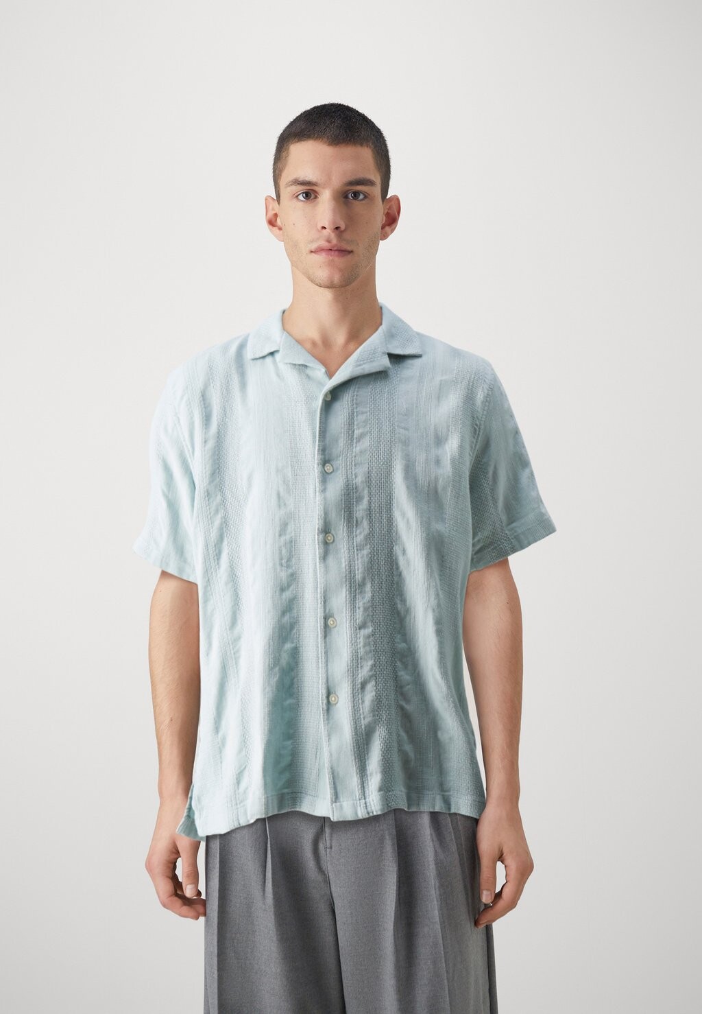 

Рубашка DOBBY STRIPES Abercrombie & Fitch, цвет sterling blue