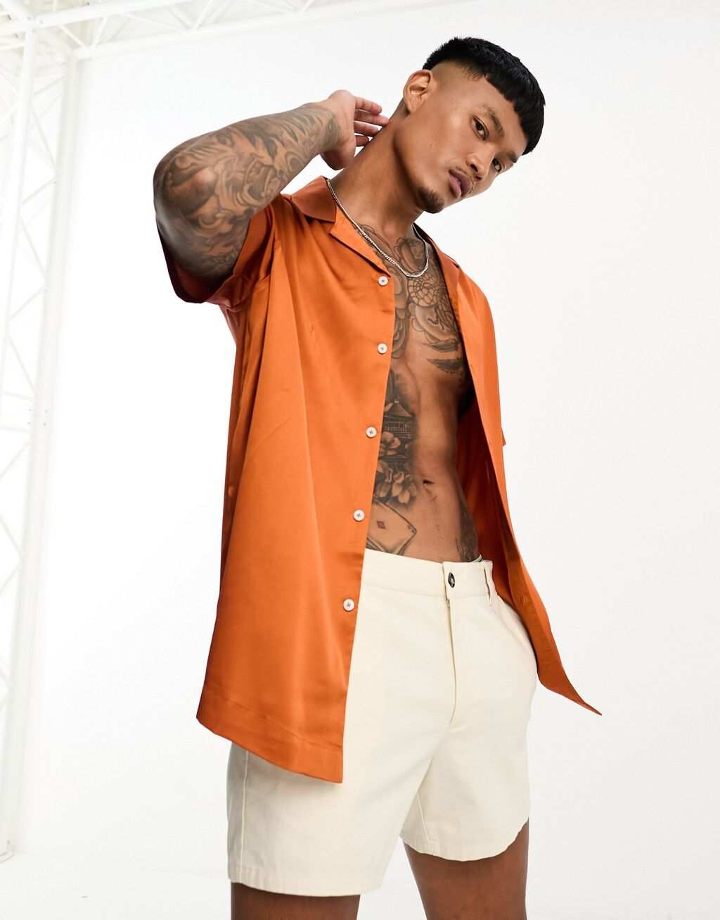 

Ржавая атласная рубашка для боулинга ASOS DESIGN