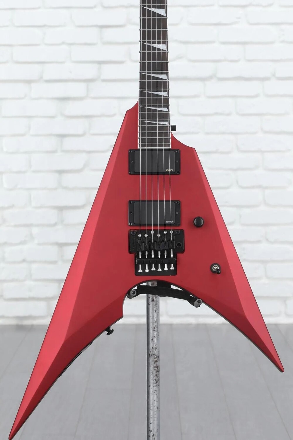 

Электрогитара ESP LTD Arrow-1000 - Candy Apple Red Satin
