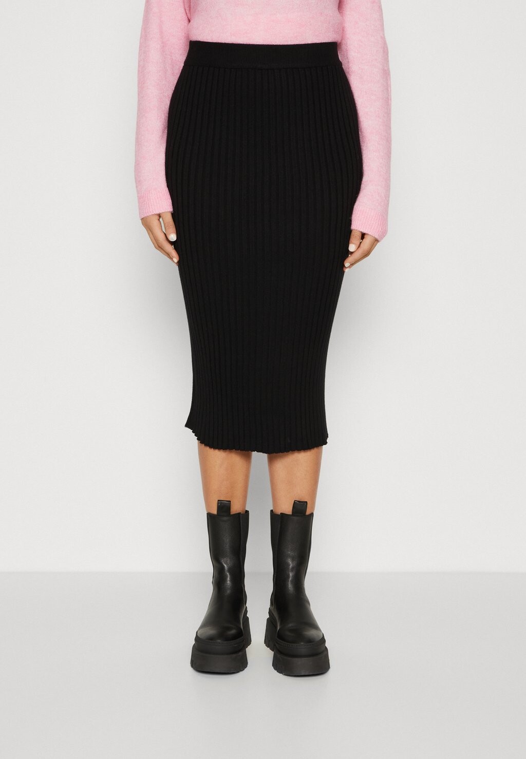 

Юбка ONLY Carmakoma CARFIA SKIRT, черный