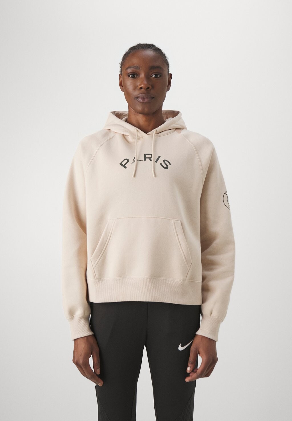 

Толстовка JORDAN X PARIS ST GERMAIN HOODIE Nike, цвет sanddrift/hemp