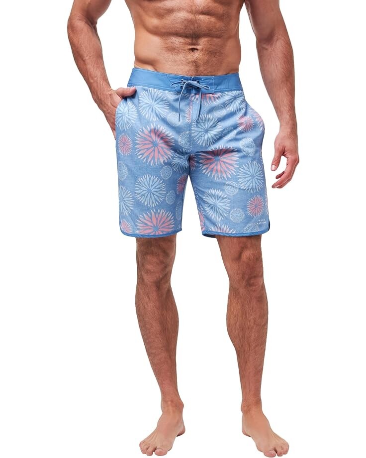 

Шорты TravisMathew Sand Smuggler, цвет Quiet Harbor