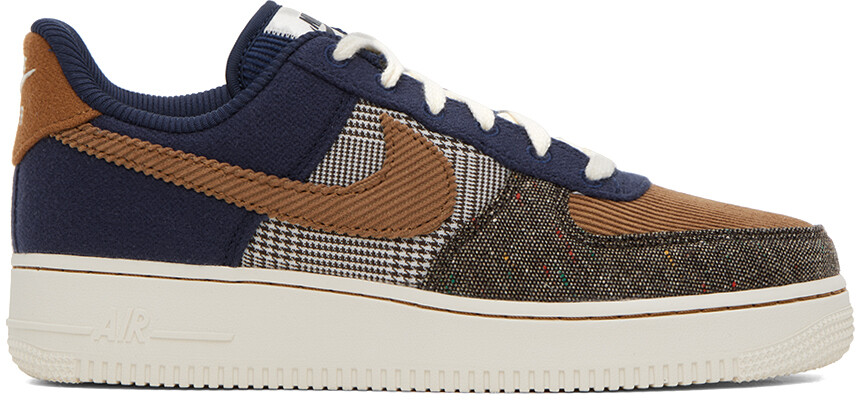 

Разноцветные зимние кроссовки Air Force 1 '07 Nike