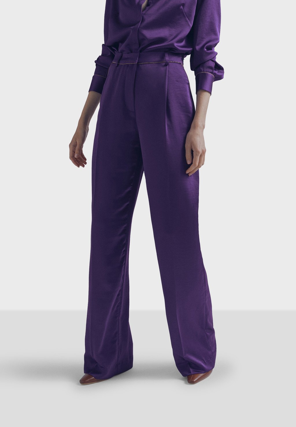 Тканевые брюки LOLA CASADEMUNT, фиолетовый