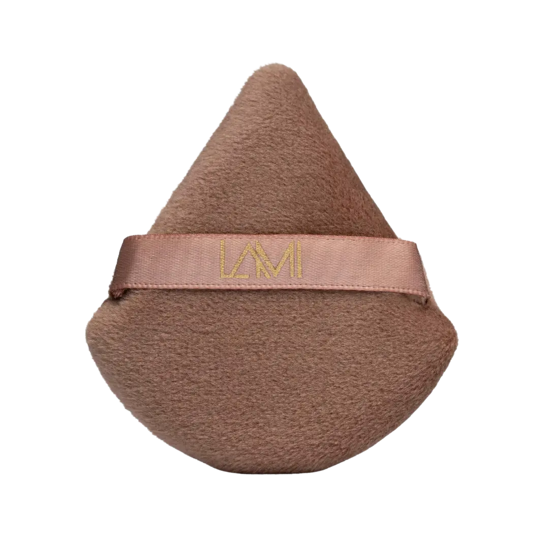 

Пуховка бархатная треугольная Lami Cosmetics, 1 шт.